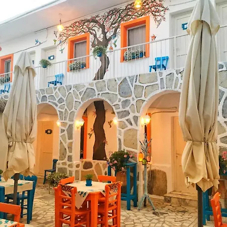 ホテル サデ ペンション *