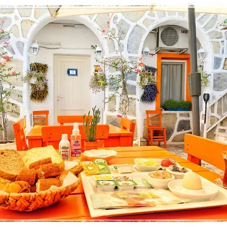 サデ ペンション ボドルム