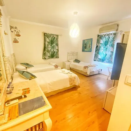 サデ ペンション * ボドルム